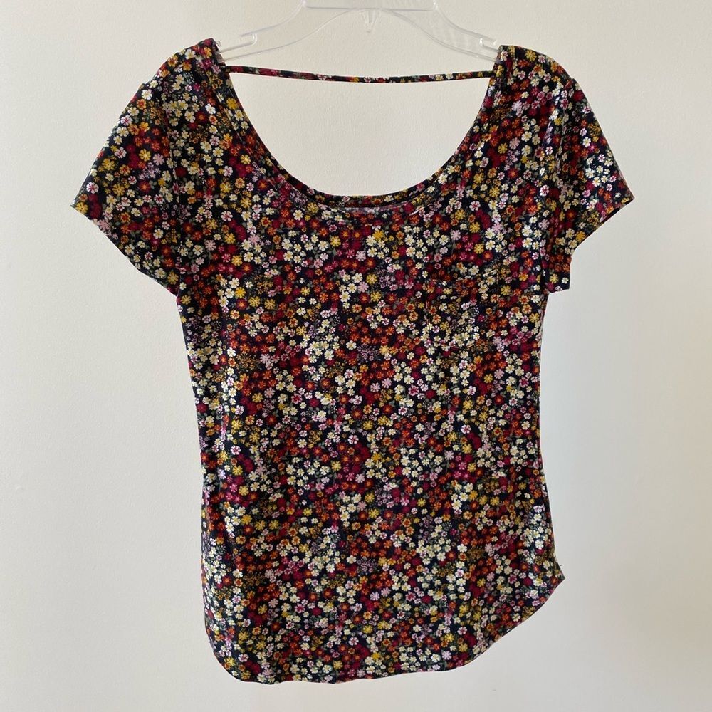 floral pocket tee